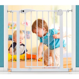 Baby Safe - Metal Safety Gate w/t 20cm Extension - White