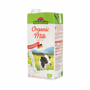 Black Forest Organic Cow Milk Low Fat 1.5% 1Ltr