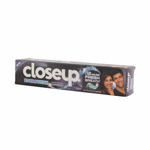 Closeup Triple Fresh Formula Gel Toothpaste Eucalyptus Freeze 120 ml