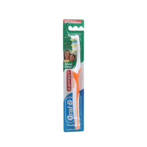 Oral B Medium Tooth Brush Maxi Clean