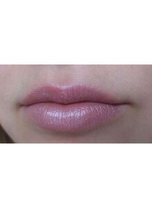 M.A.C Glaze Long Lasting Lipstick Pervette