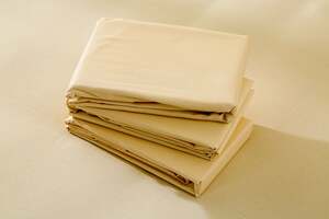 Pan Home Classic Fitted Sheet 200tc Ivory 160x205+30cm