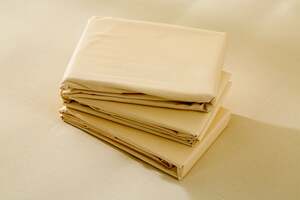 Pan Home Classic Fitted Sheet 200tc Ivory 200x210+30cm