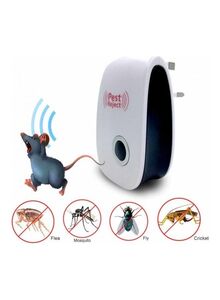 Generic Ultrasonic Pest Repeller White/Black