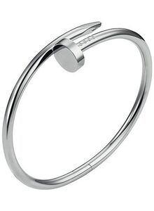 Generic Nail Shaped 18K Bangle Bracelet